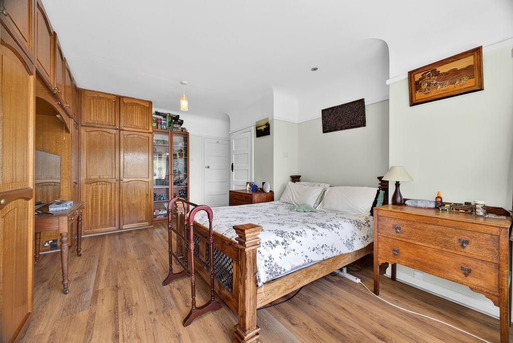 Ivy Gate- click for photo gallery